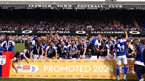 championship table bbc|EFL Championship LIVE: Ipswich vs Huddersfield, Leeds vs  .
